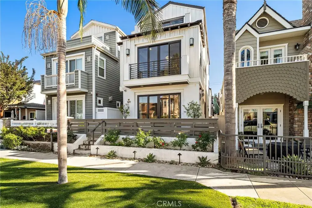 520 13th, Huntington Beach, CA 92648 - Image #1