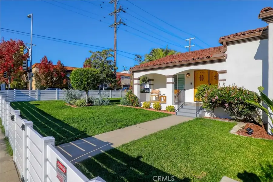 12426 Idaho Avenue, Los Angeles, CA 90025 - Image #2