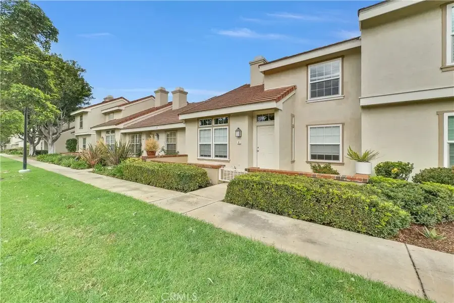 4 Wellesley, Irvine, CA 92612 - Image #3