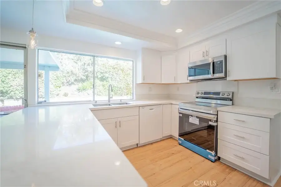 25401 Helena Circle, Mission Viejo, CA 92691 - Image #3