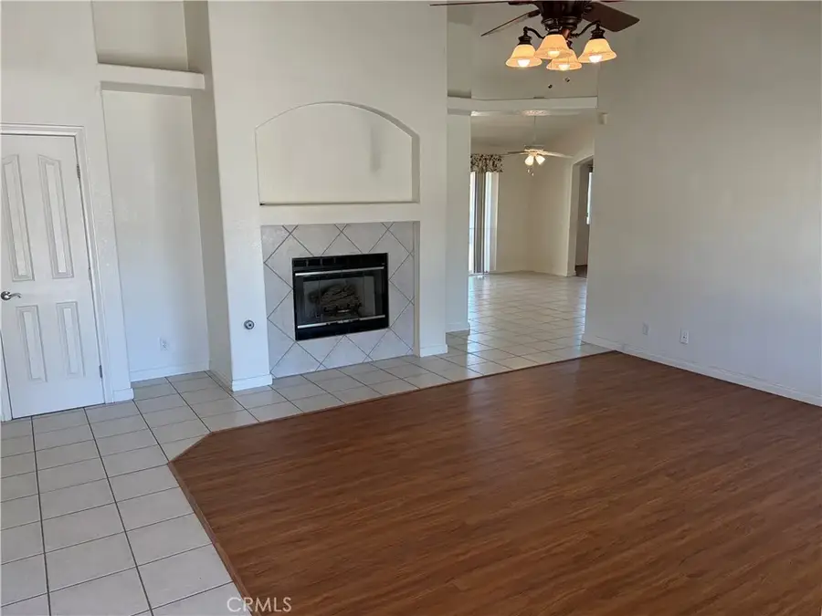 7413 Montrose, Hesperia, CA 92345 - Image #2