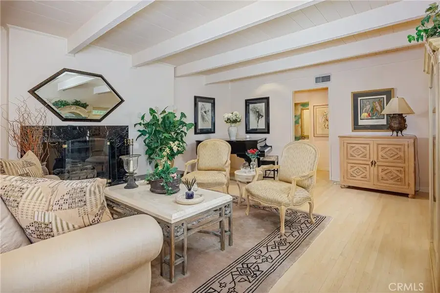 2072 Coldwater Canyon, Beverly Hills, CA 90210 - Image #2