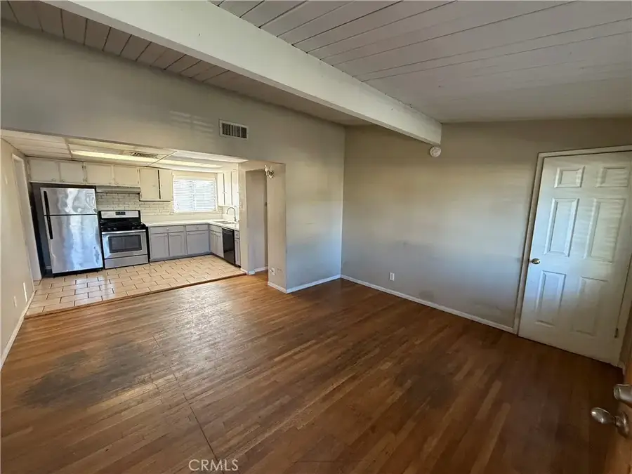 13836 Community Street, Panorama City, CA 91402 - Image #3