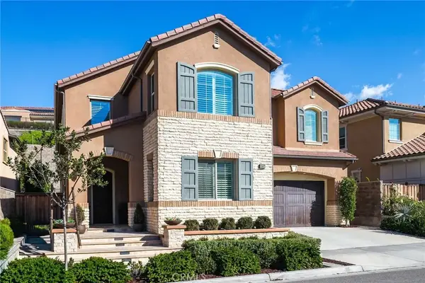 5567 Heritage Oak Dr, Lake Forest, CA 92679