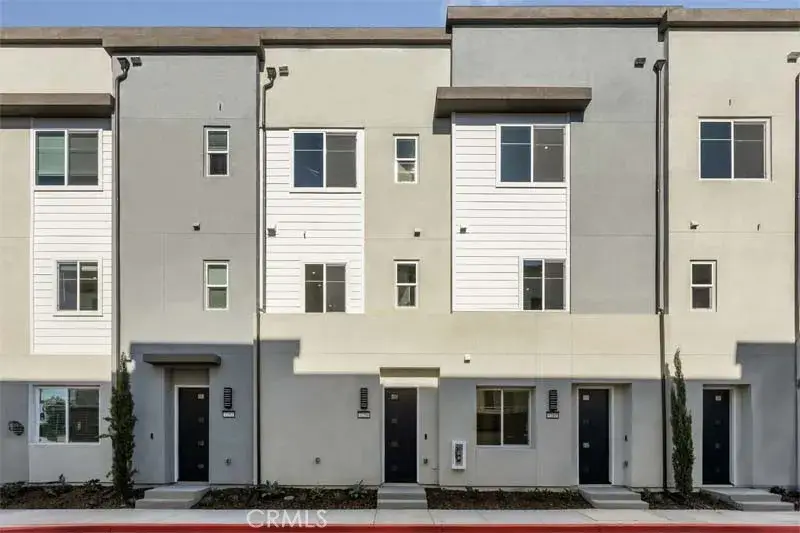 7256 Aura Circle, Huntington Beach, CA 92647 - Image #2