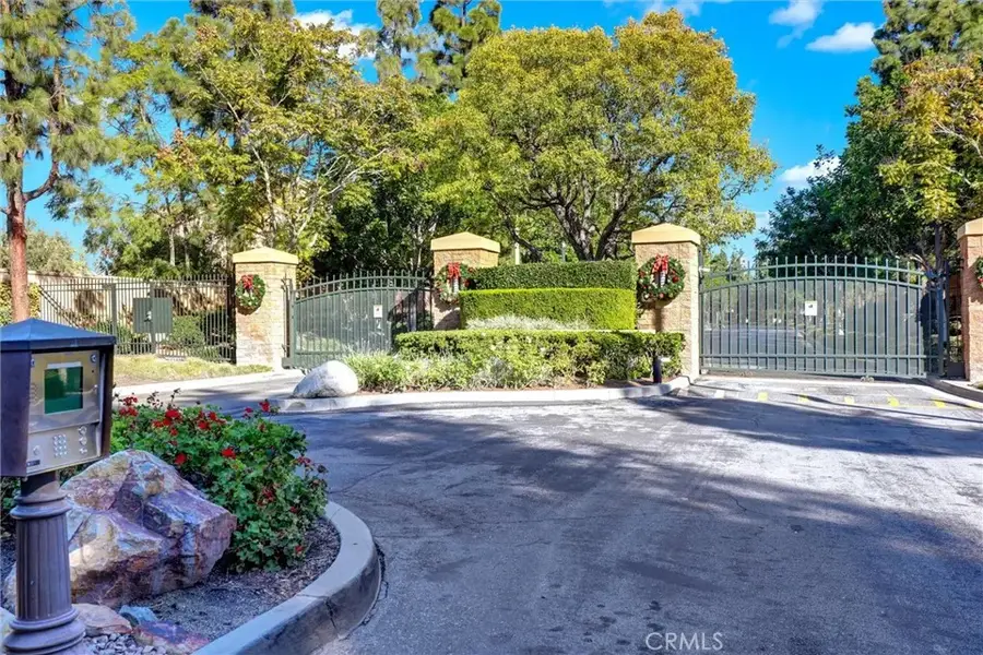 27 Ohio, Irvine, CA 92606 - Image #2