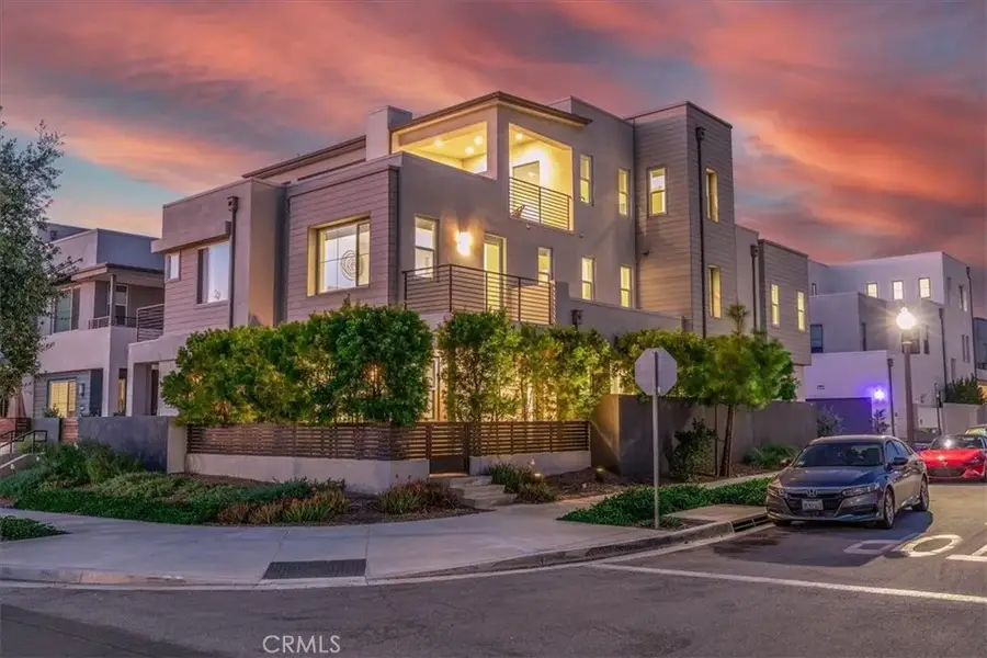 209 Paramount, Irvine, CA 92618 - Image #2