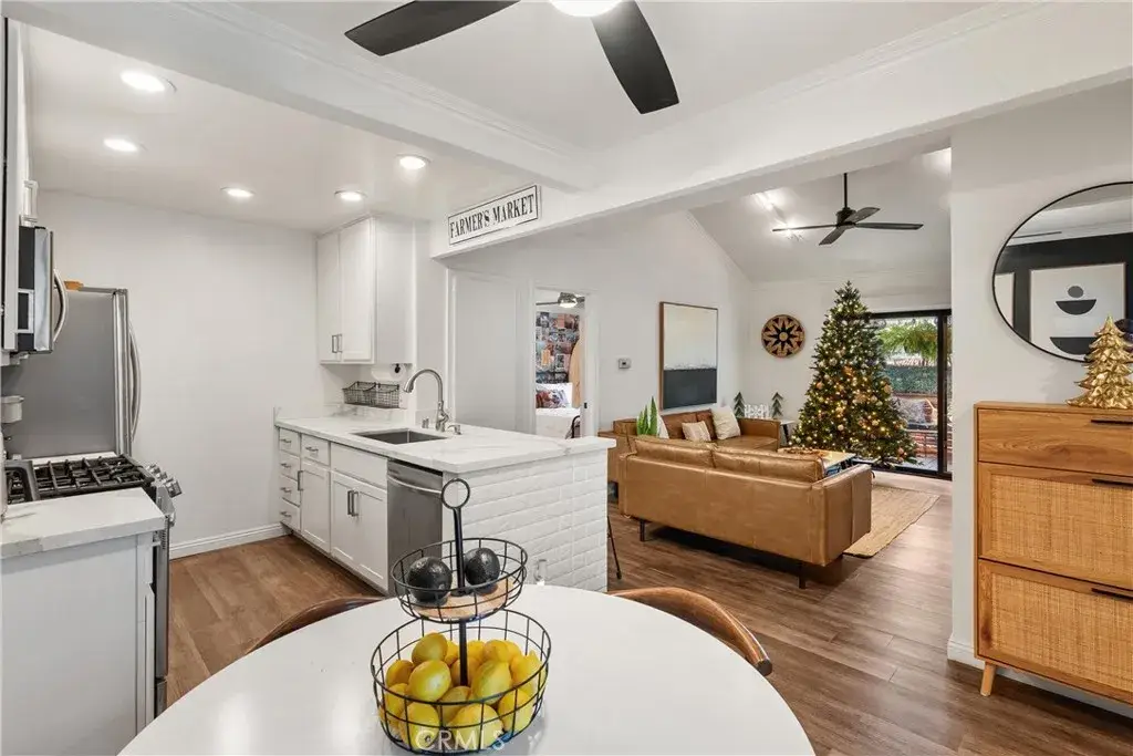 2323 Huntington Street #904, Huntington Beach, CA 92648 - Image #1