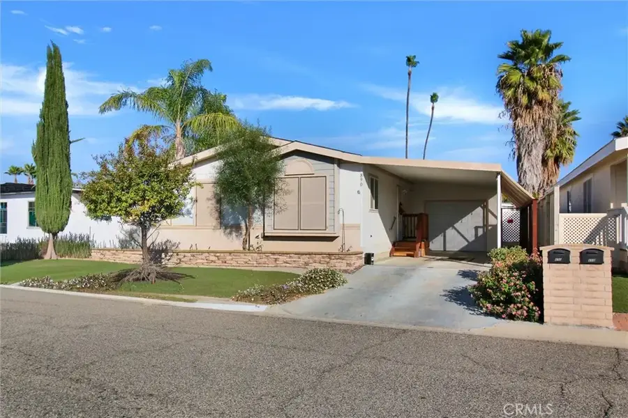 890 Santa Clara Circle, Hemet, CA 92543 - Image #2