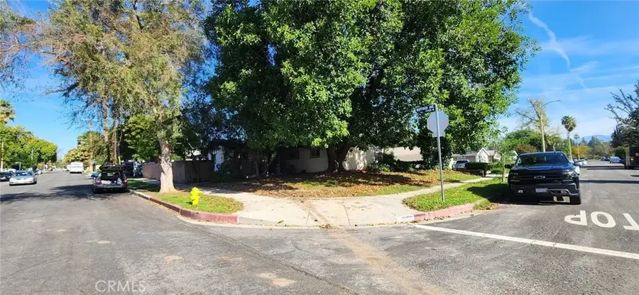 16757 Donmetz, Granada Hills, CA 91344 - Image #2