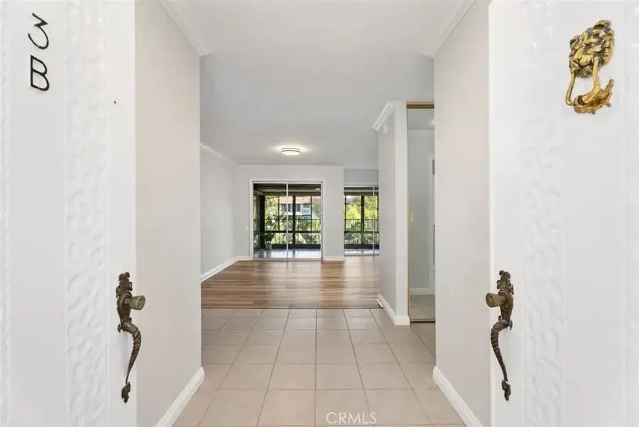 2392 Via Mariposa West #3B, Laguna Woods, CA 92637 - Image #3