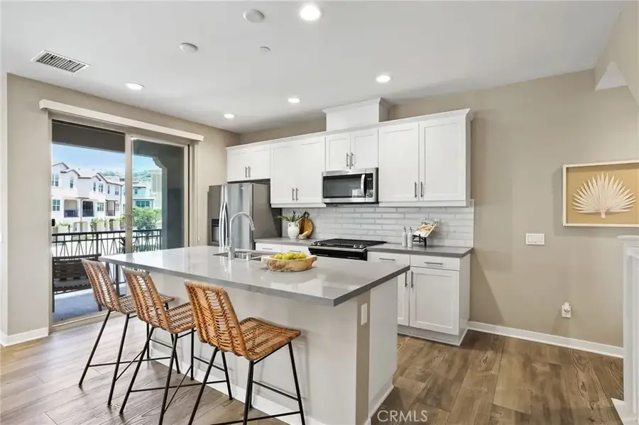 109 Alder Ridge, Lake Forest, CA 92610 - Image #2