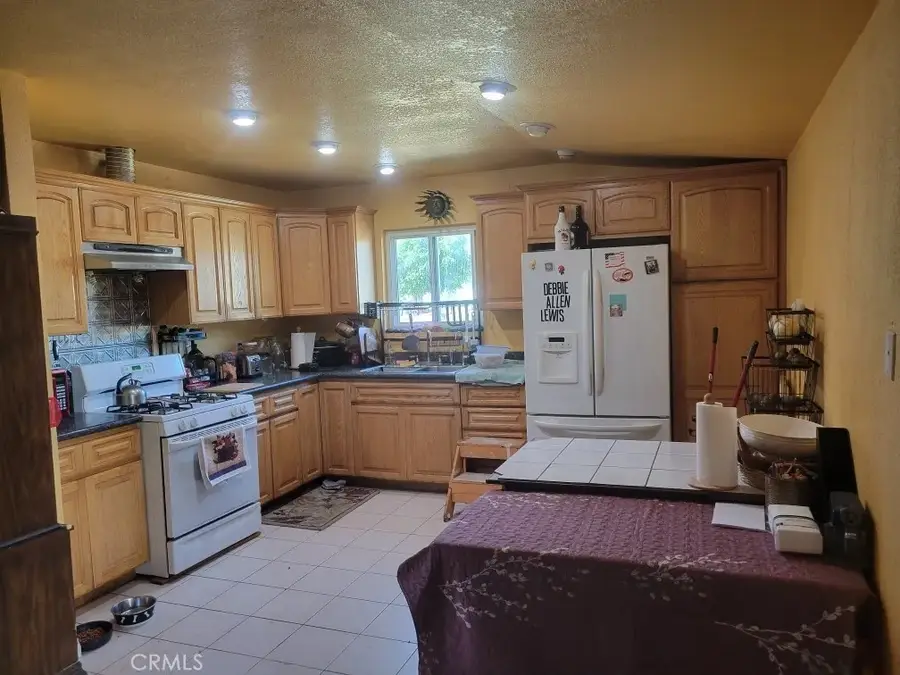 13115 Norris, Sylmar, CA 91342 - Image #2