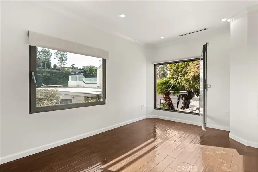 6960 Pacific View, Los Angeles, CA 90068 - Image #3