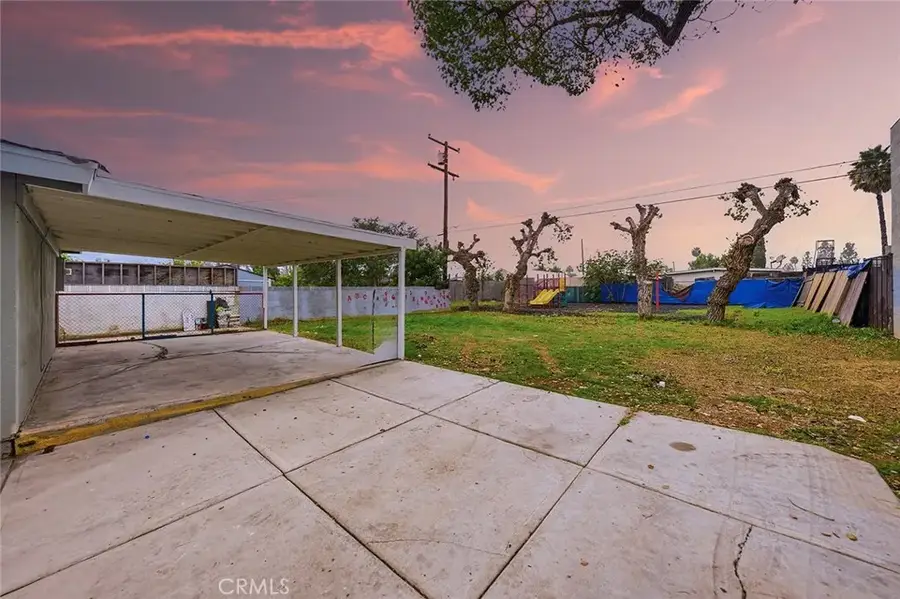 12815 S San Pedro Street, Los Angeles, CA 90061 - #2