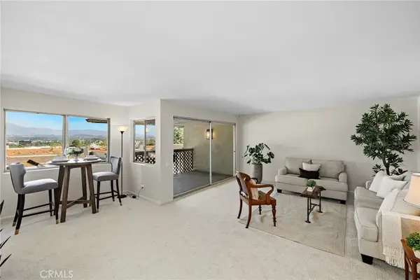 23401 Caminito Lazaro #245, Laguna Hills, CA 92653