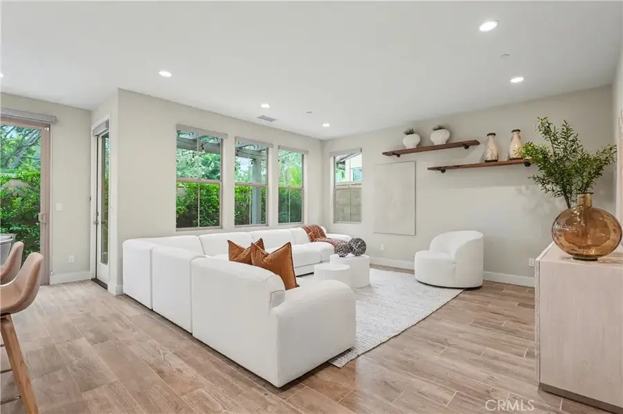 127 Annuals, Irvine, CA 92618 - Image #2