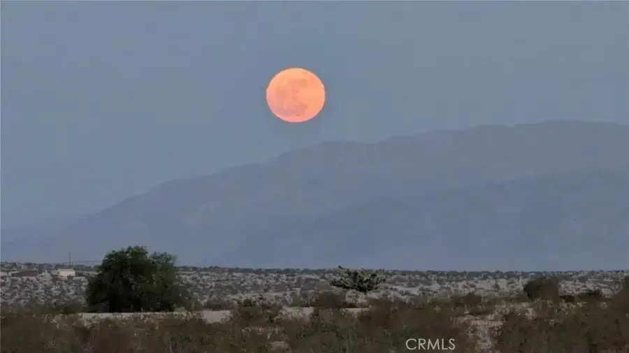 6000 Lanes, Twentynine Palms Yucca Valley, CA 92277 - Image #3