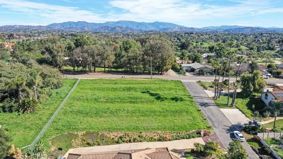 1086 Snow Creek, Fallbrook, CA 92028 - #2