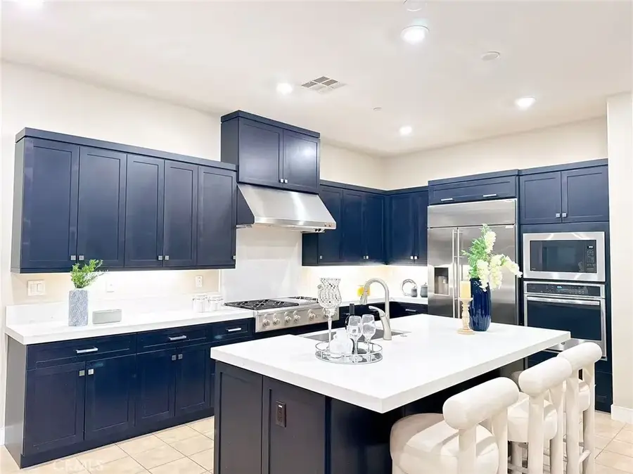 158 Scale, Irvine, CA 92618 - Image #3