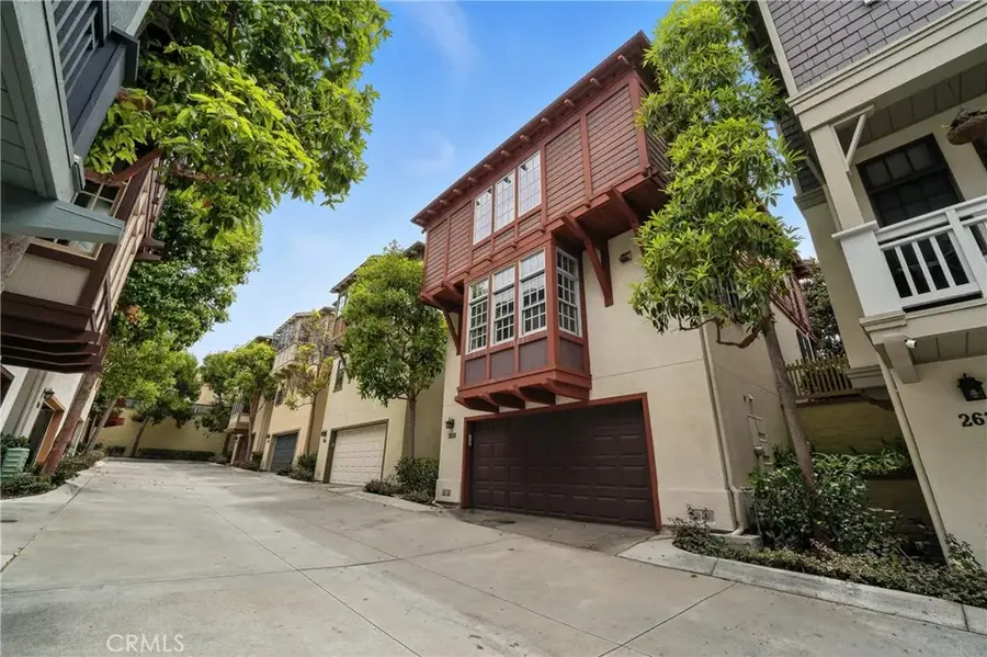 2616 Bungalow Place, Corona Del Mar, CA 92625 - Image #2