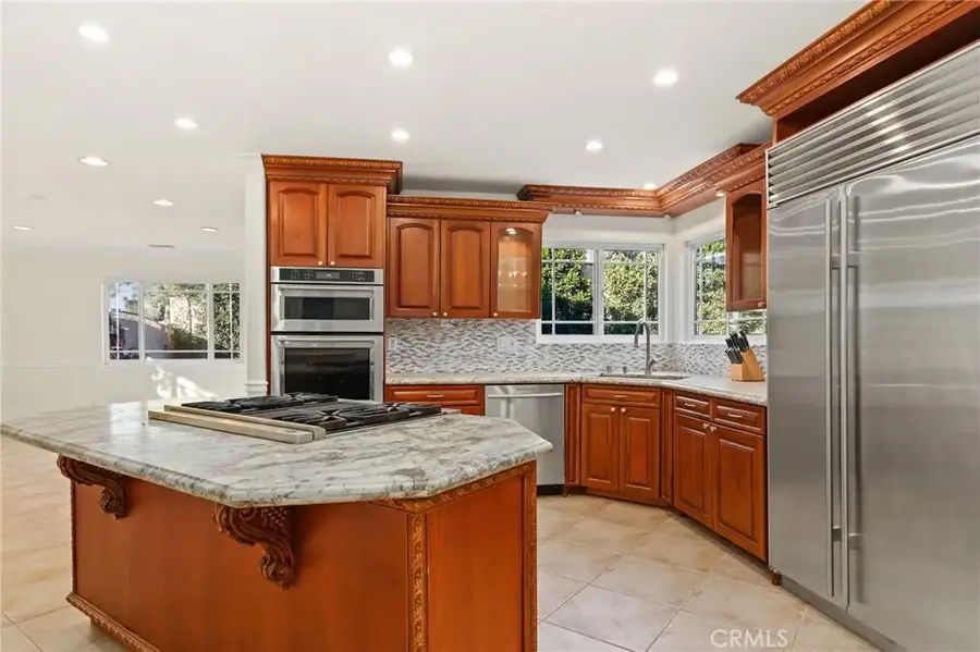 1107 E Sycamore, Orange, CA 92866 - Image #2