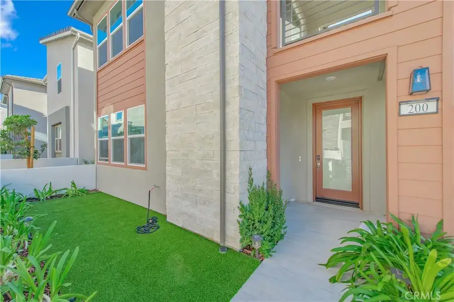 200 Zawn, Irvine, CA 92618 - Image #3
