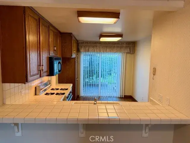 17708 La Rosa Lane, Fountain Valley, CA 92708 - Image #3