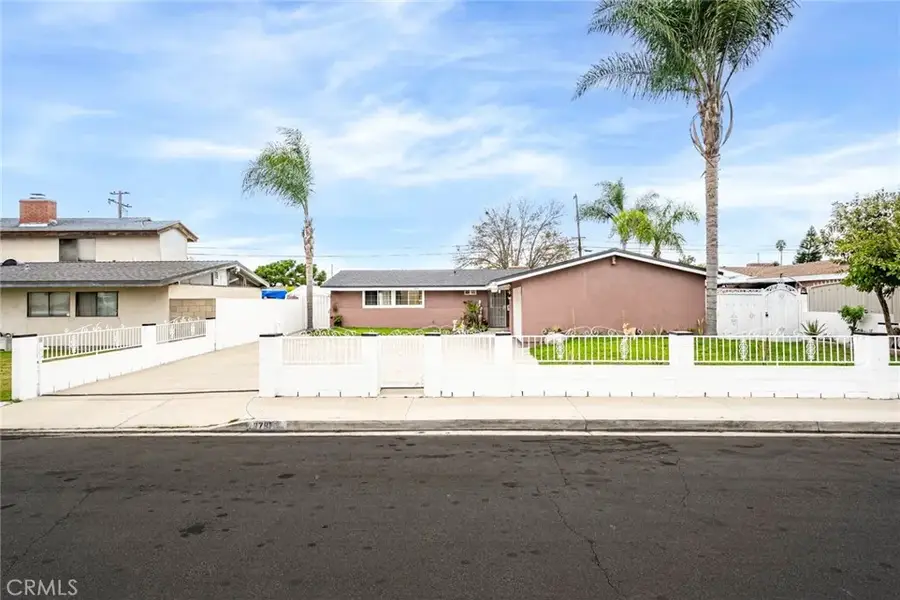 9791 Harriet Ln, Anaheim, CA 92804 - Image #2