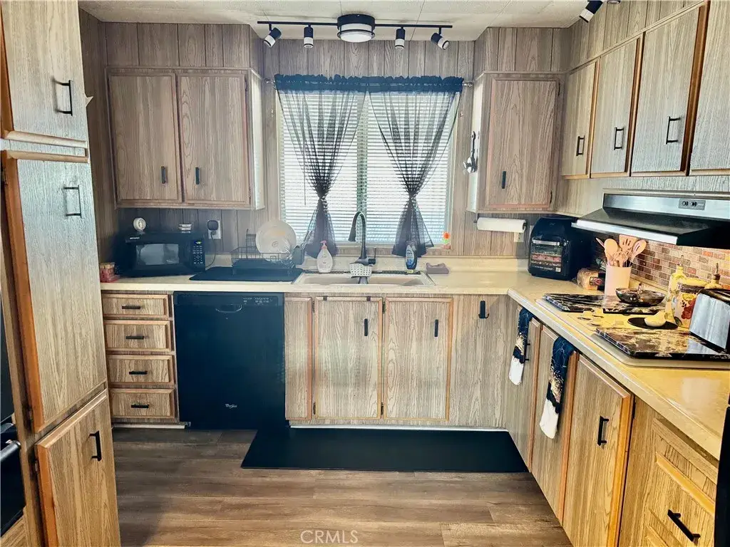 601 N Kirby, Hemet, CA 92545 - #1