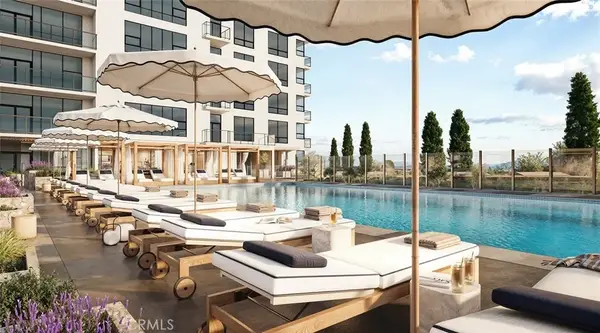 9 Macarthur Place #807, Santa Ana, CA 92707