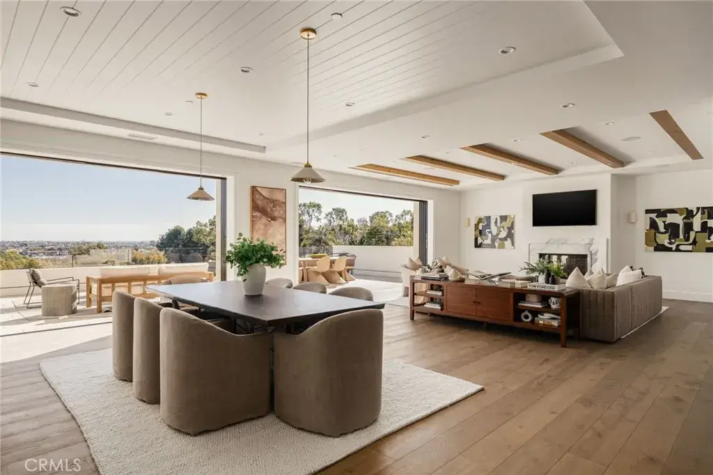 702 Saint James Place, Newport Beach, CA 92663 - Image #1