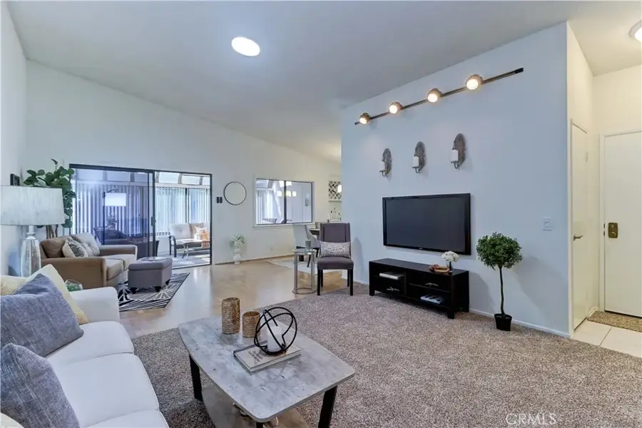 8566 Sierra #911-D, Huntington Beach, CA 92646 - Image #3