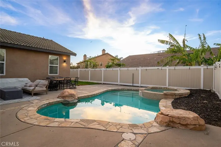 6945 Cedar Creek Road, Eastvale, CA 92880 - Image #2