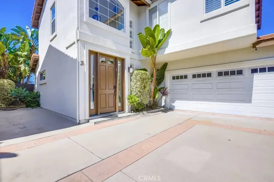 1581 Orange Avenue, Costa Mesa, CA 92627 - Image #2