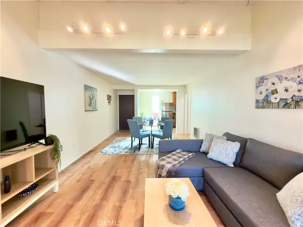 1000 W Macarthur Boulevard #100, Santa Ana, CA 92707