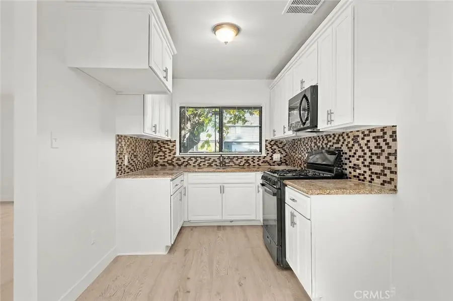 7826 Ben, North Hollywood, CA 91605 - Image #2