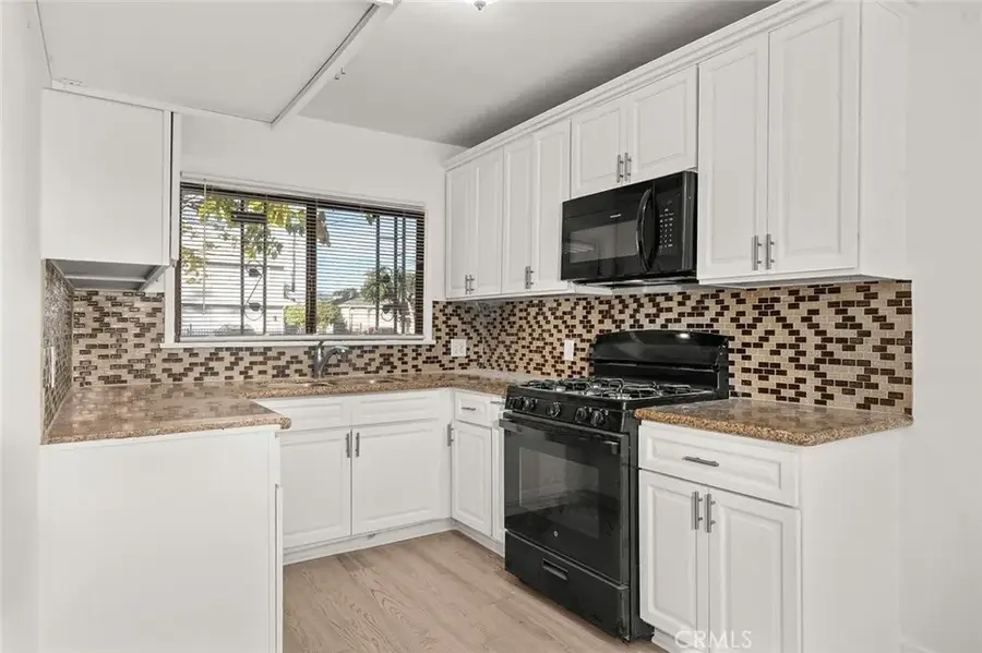 7826 Ben, North Hollywood, CA 91605 - Image #3