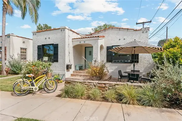 816 11th, Huntington Beach, CA 92648