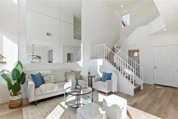 9457 Questa Pointe, San Diego, CA 92126