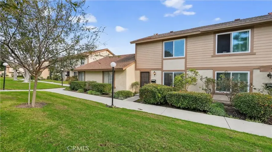461 W Alton #C, Santa Ana, CA 92707 - Image #2