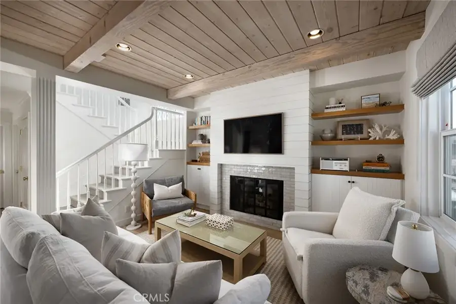 416 Dahlia #A2, Corona Del Mar, CA 92625 - Image #2