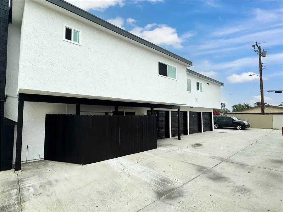 17372 Dairyview, Huntington Beach, CA 92647 - #2