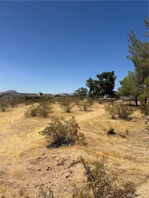 16962 Waalew, Apple Valley, CA 92307