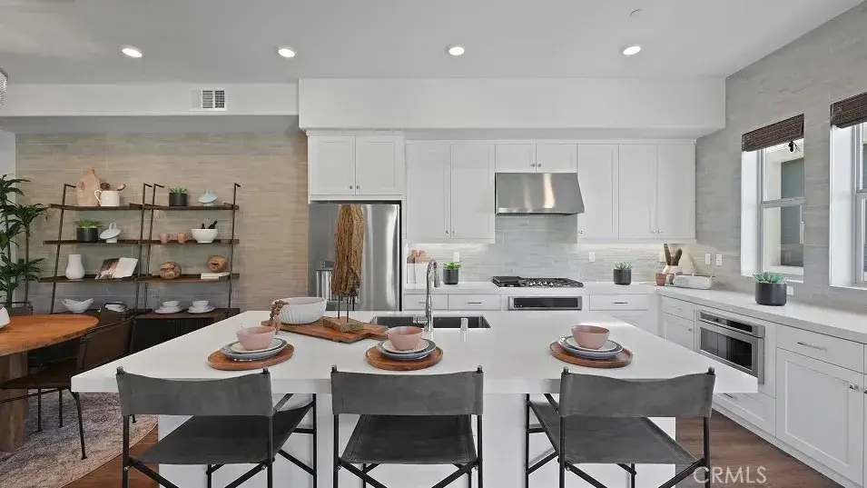 935 Walnut Terrace, Montebello, CA 90640 - #1