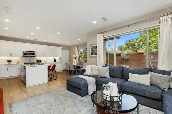 121 Excursion, Irvine, CA 92618