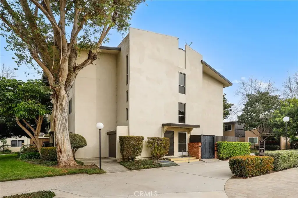 12200 Montecito Road #D301, Seal Beach, CA 90740 - Image #1