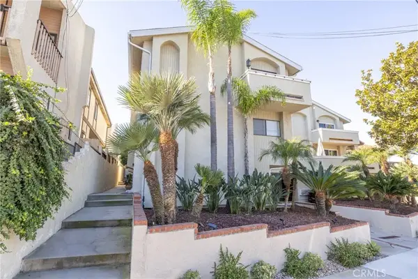 107 S Helberta Avenue, Redondo Beach, CA 90277