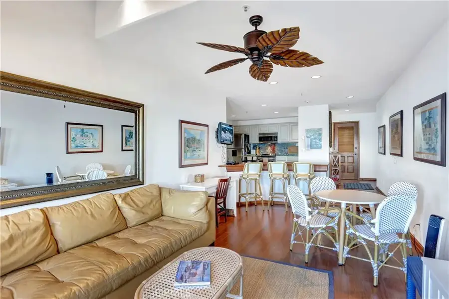 72 Camino De Flores #10, Avalon, CA 90704 - #3