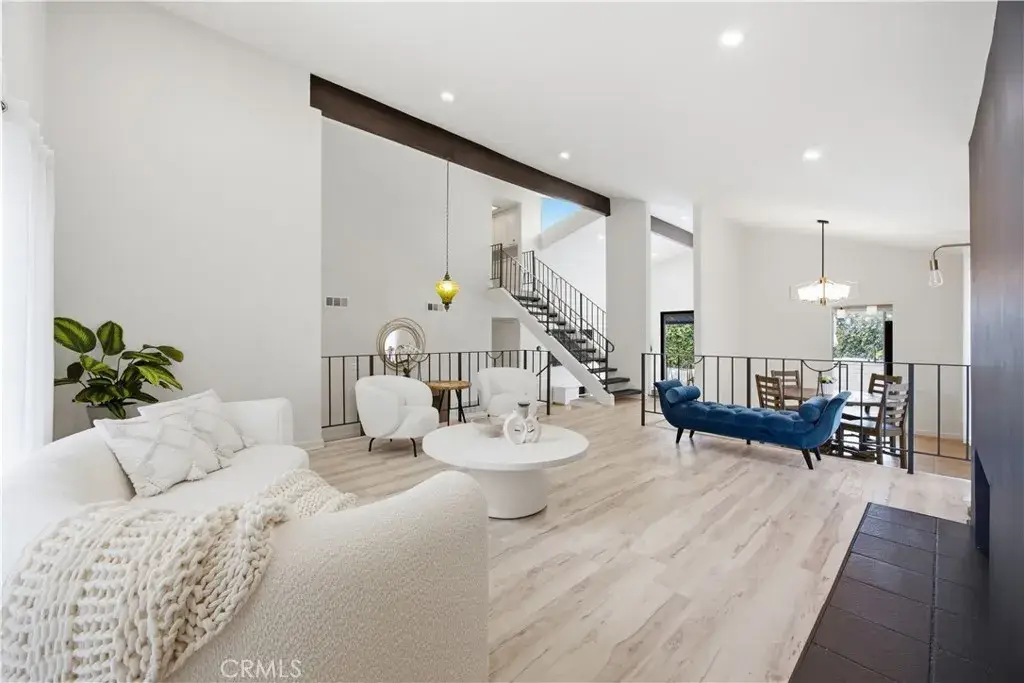 10414 Andora Avenue, Chatsworth, CA 91311 - #1